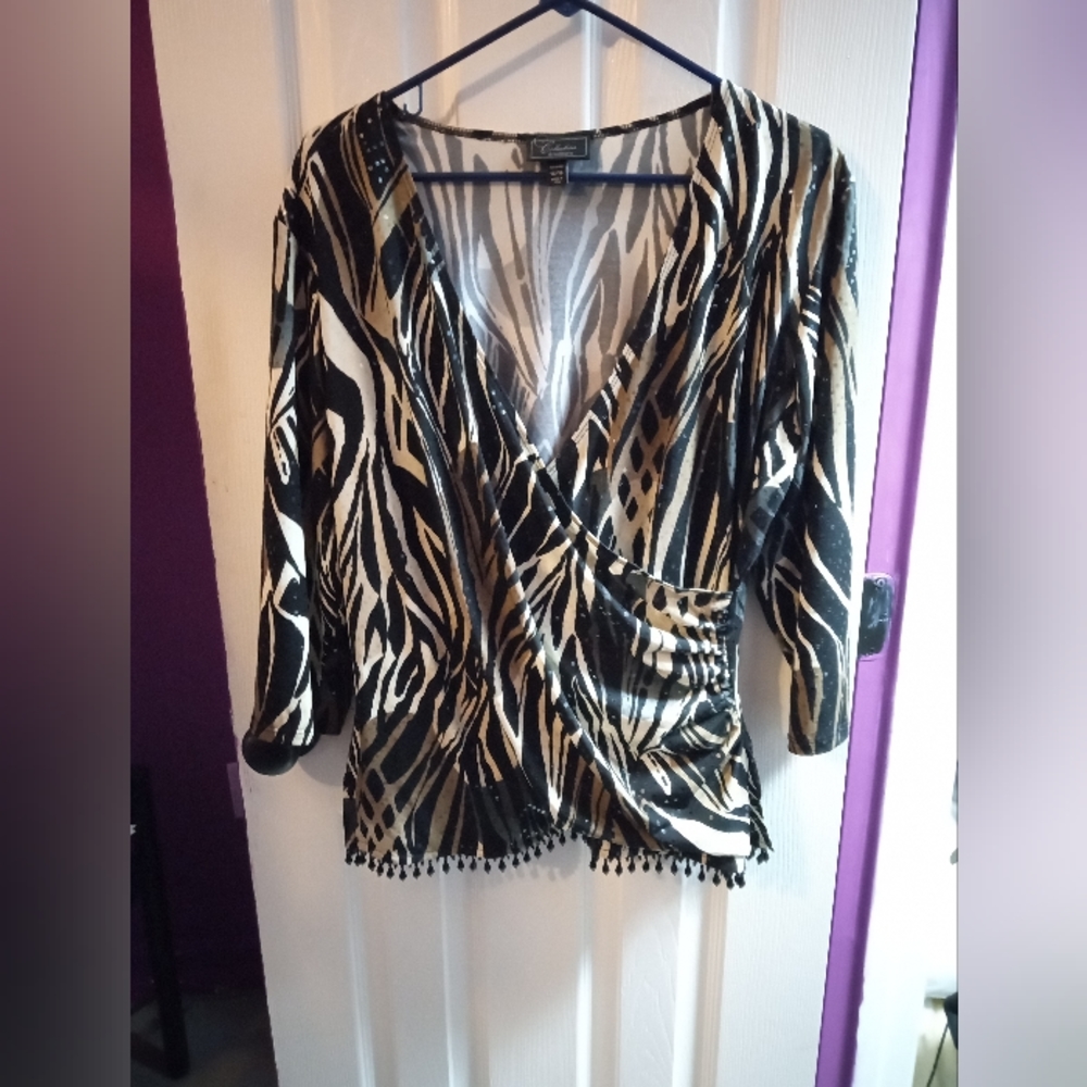 Zebra low cut top